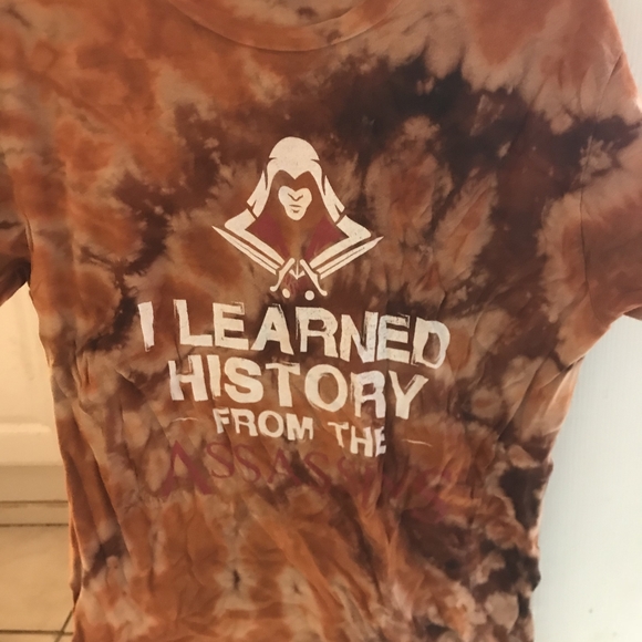 Tye Dye Assassin's Creed TShirt Men's Size Small - Picture 1 of 2